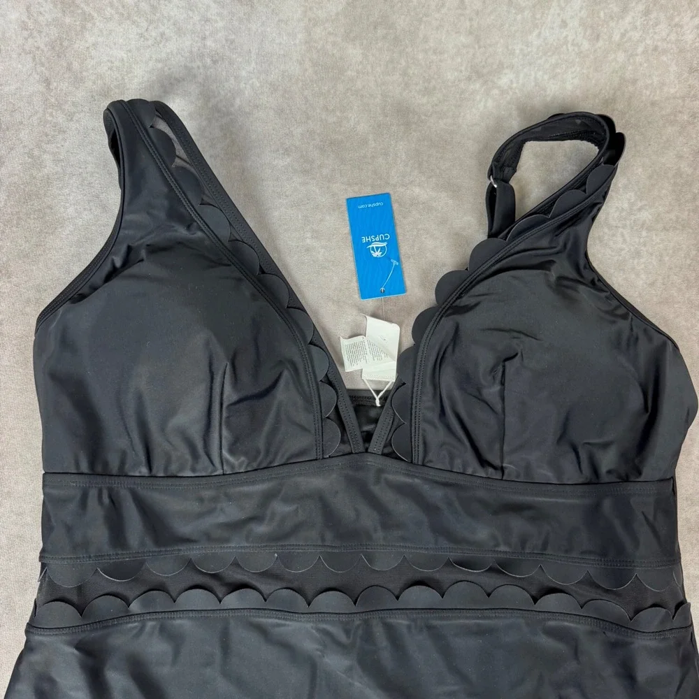 Cupshe Black Scalloped Mesh V-Neck One Piece Swimsuit Plus Size 3X
